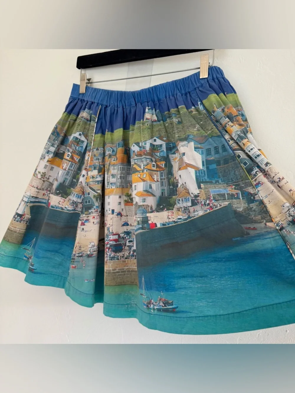 Boden St. Ives Florence Harbour Beach Seaside Scene Printed Pleated A-Line Skirt